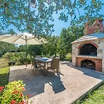 Luxury Garden 아파트 Sukošan