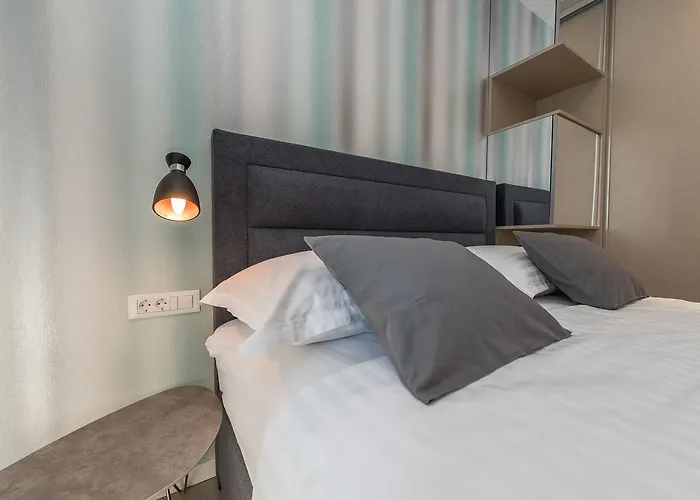 Luxury Garden Lägenhet *