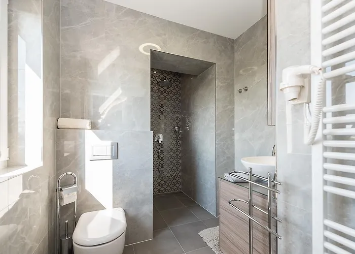 Luxury Garden Appartement